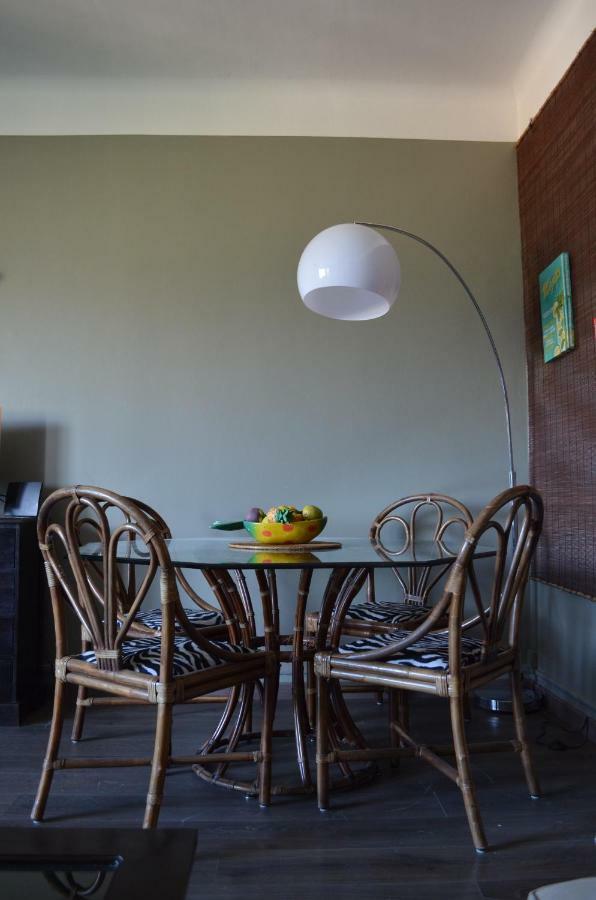 La Douceur De Cassis Apartment Ngoại thất bức ảnh